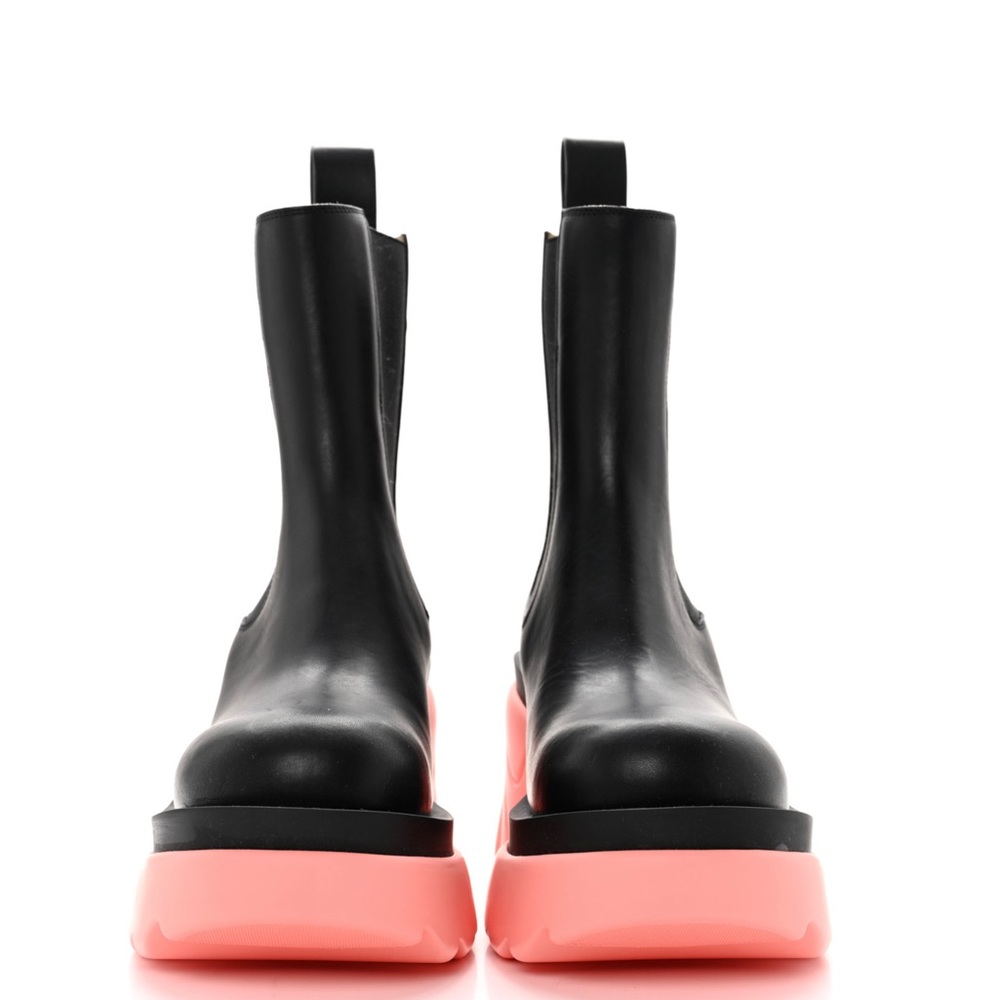 BOTTEGA VENETA Calfskin The Flash Chelsea Boots
